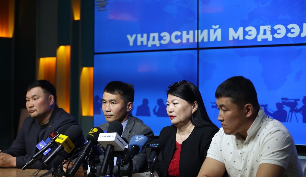 далд газрын наймаа