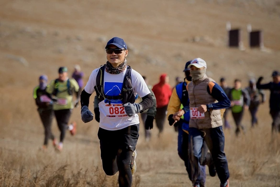 “Гүйдэг Моги”