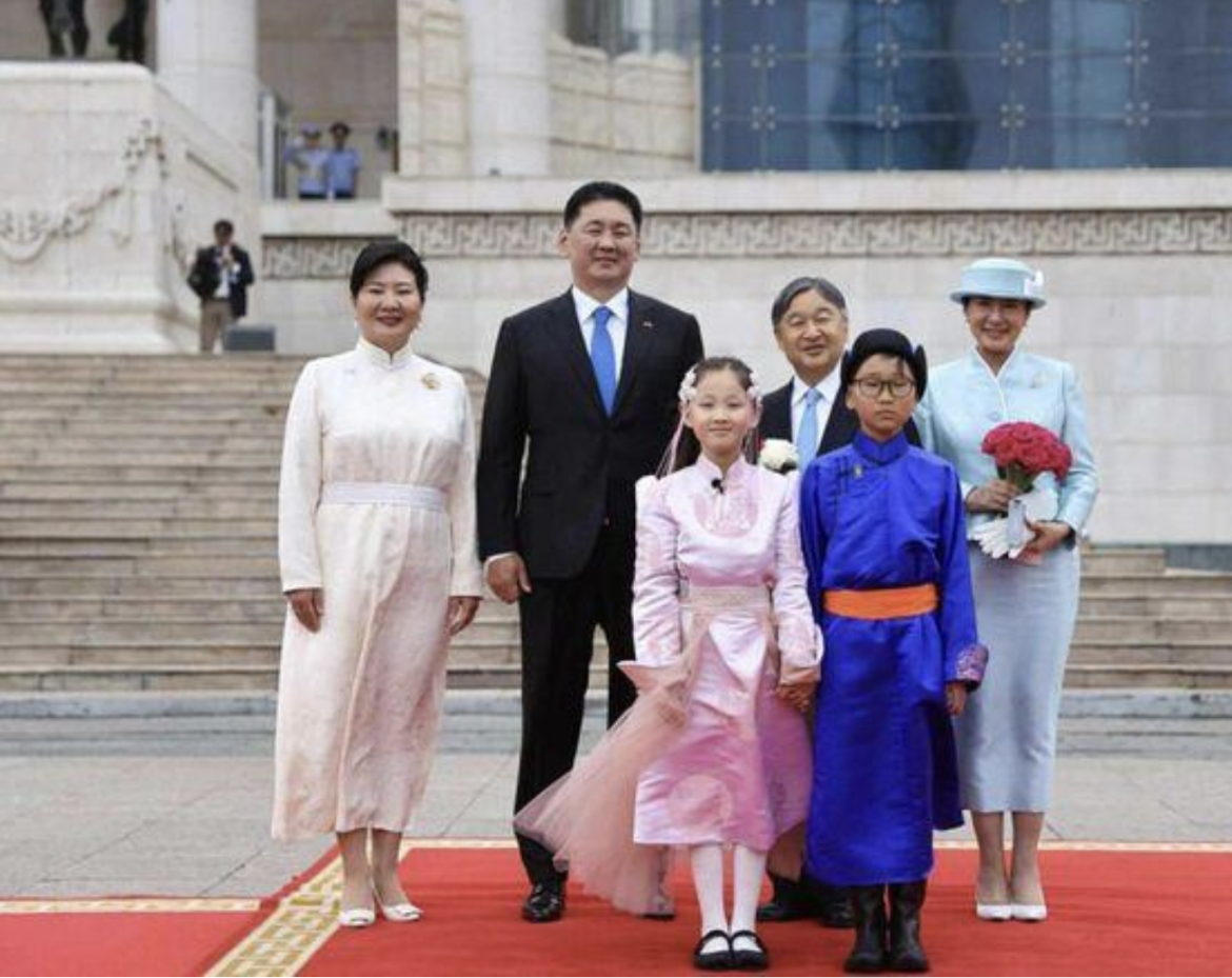 Японы Эзэн хаан Нарүхито, хатан Масако нарыг Монгол Улсад төрийн ёслолоор угтан авлаа