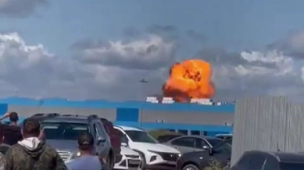 Украин: Татарстан дахь “Шахед” дроны агуулахад агаараас цохилт өглөө