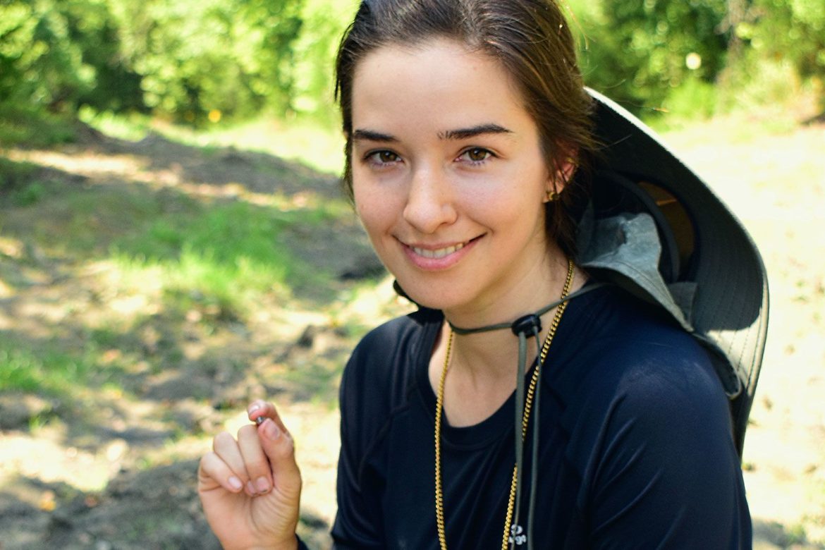 Америк эмэгтэй сүйн бөгжиндөө зориулж 2.3 каратын алмааз эрдэнийг олжээ