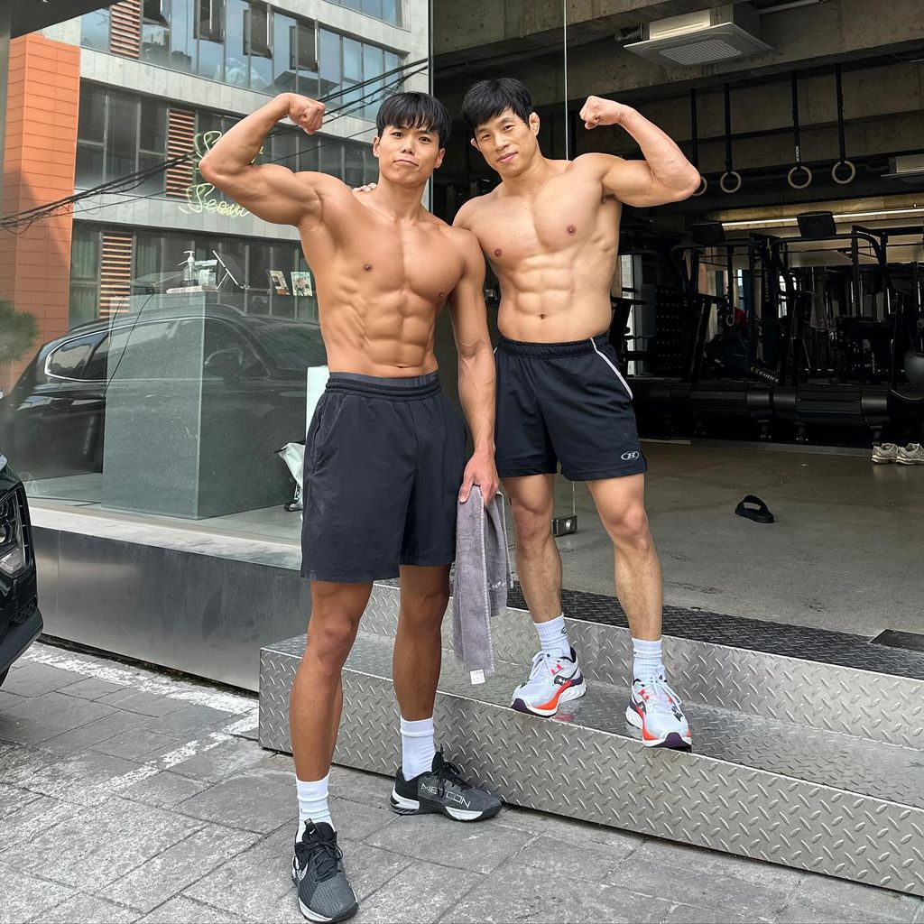 Physical Asia – Солонгосын багийн холбооч Амотти хэн бэ? 6 Амотти