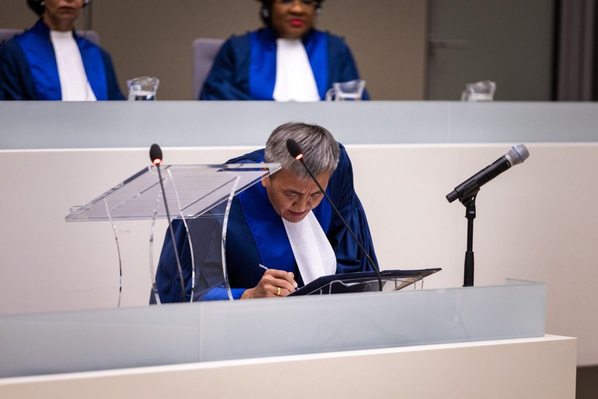 Дамдины Эрдэнэбалсүрэн