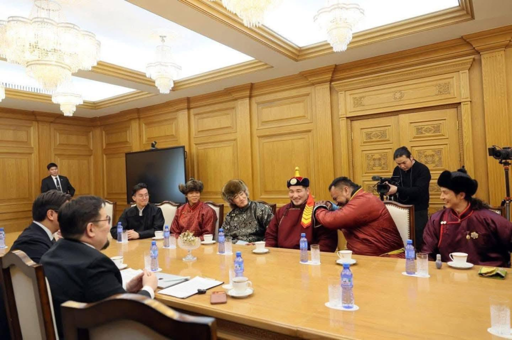 Ерөнхий Сайд "Physical Asia" Шоуны Зочдыг Хүлээн Авч, Үндэсний Наадамд Урилаа