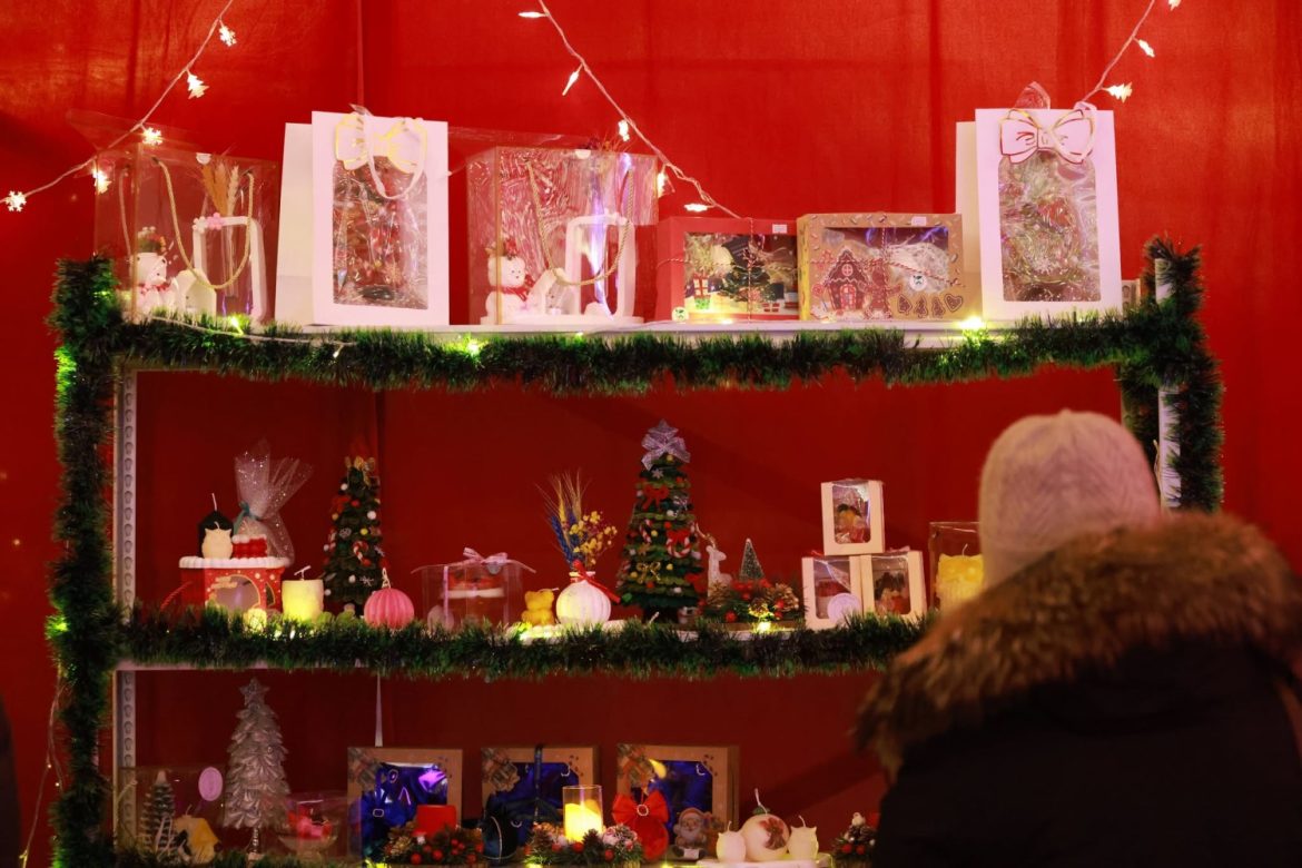 Крисмасс маркет