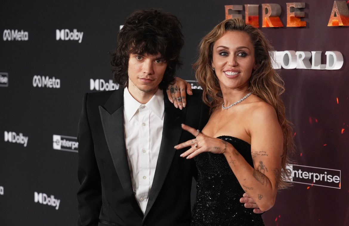 Майли Сайрус