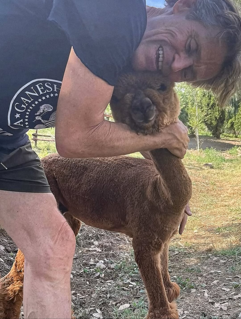 Виллем Дефо: Холливудын гялбаанаас Италийн амар амгалан хөдөө нутаг руу 7 Виллем Дефо