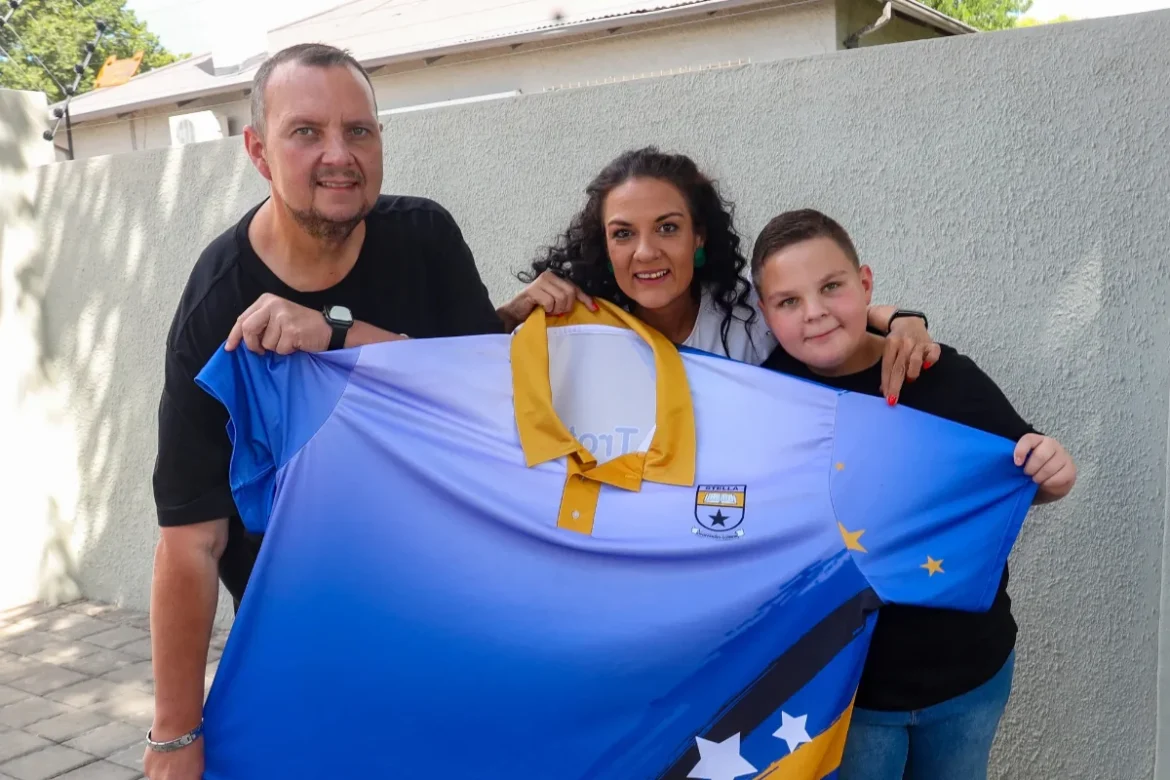 Хүүгээ сургууль дээрээ дээрэлхүүлсний дараа хос хоёр 264 кг туржээ