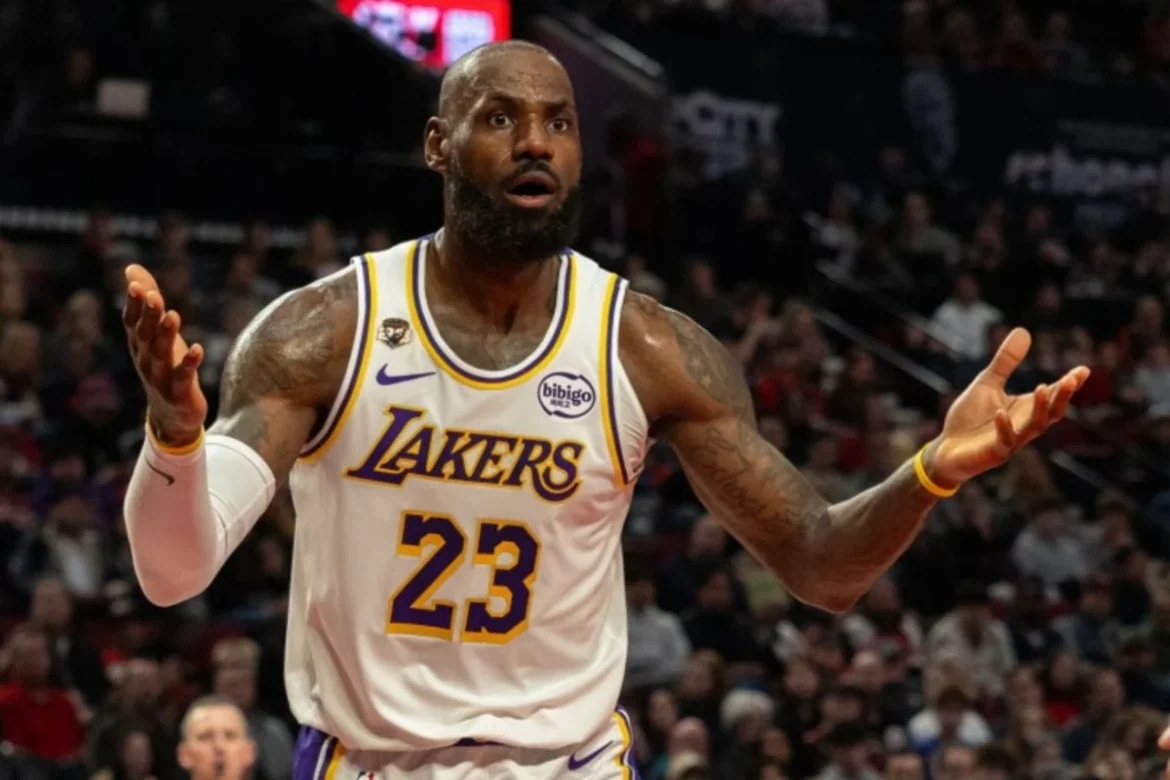 Леброн Джеймс