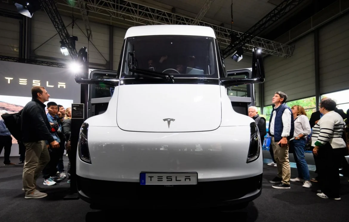 Tesla Semi
