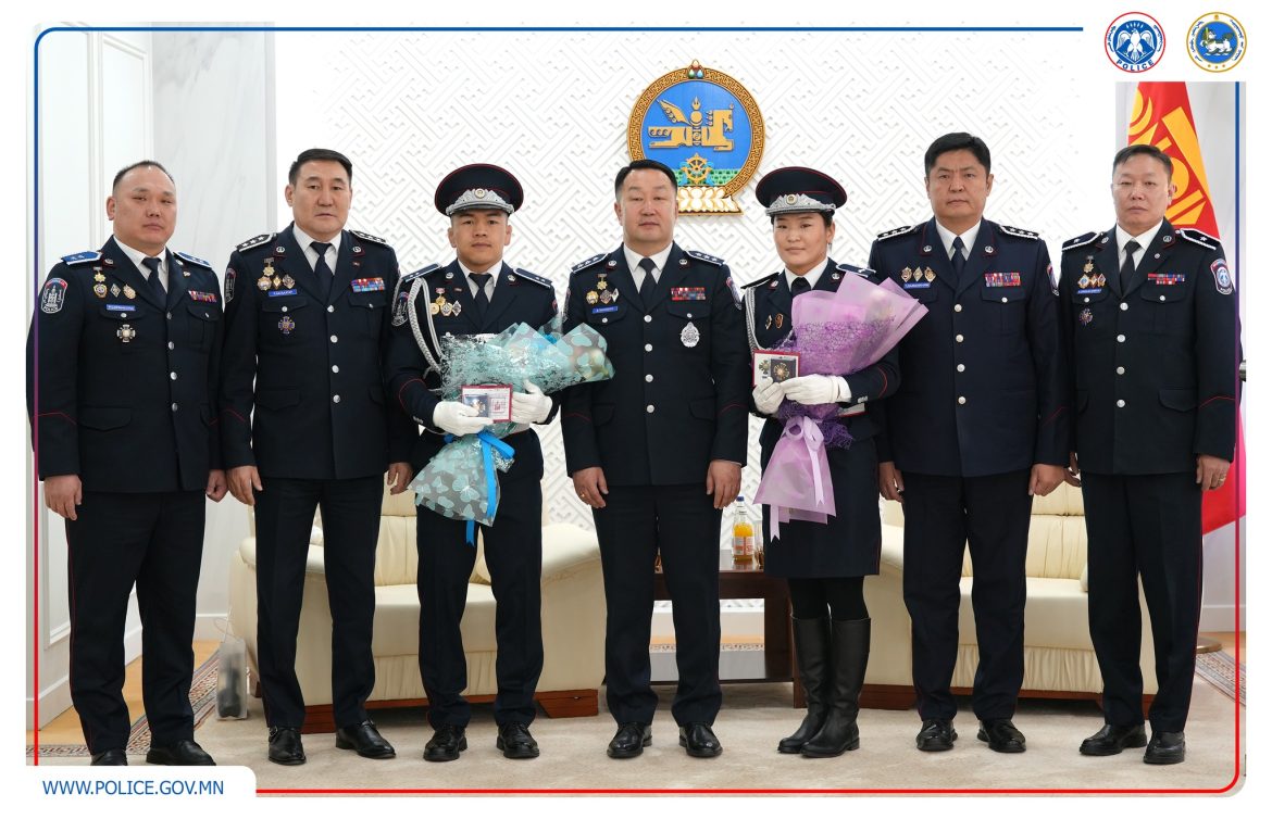 ЦЕГ-аас Азийн аваргаас медаль хүртсэн Т.Тулга, Э.Дэлгэрмаа шагнав