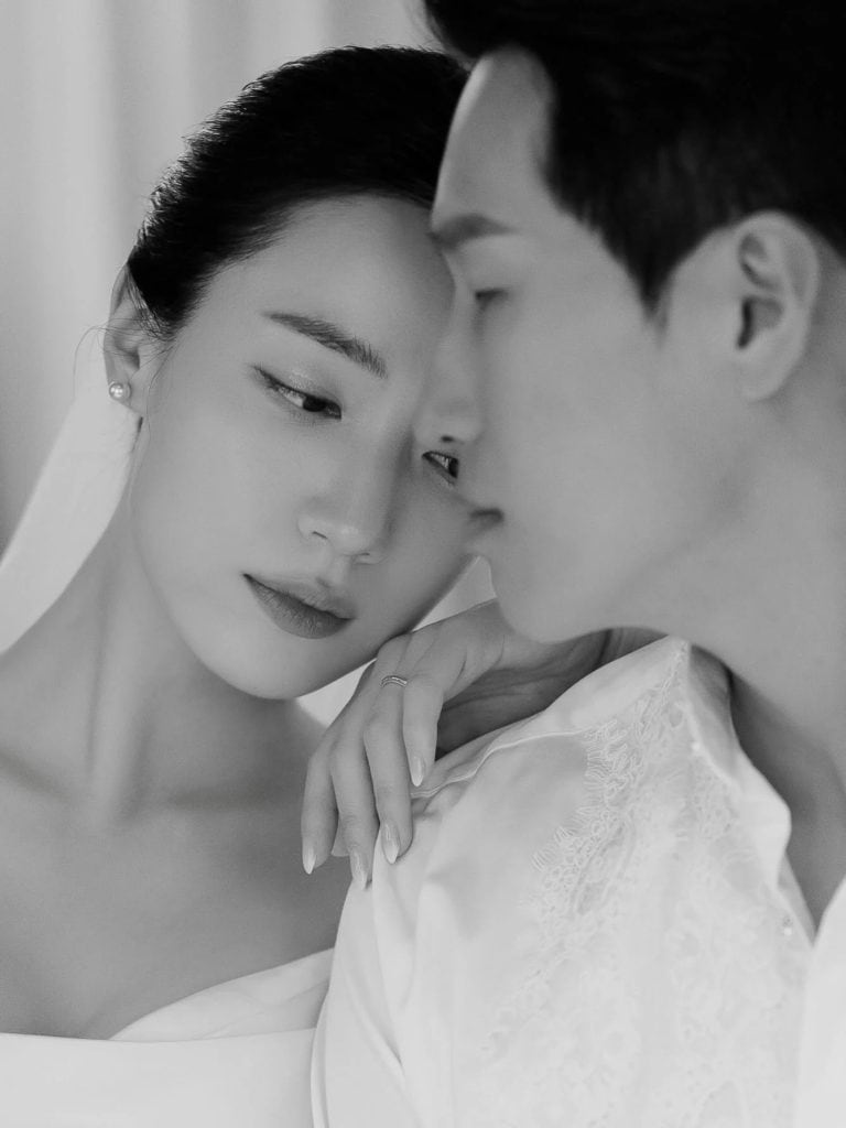 "T-ara" хамтлагийн гишүүн асан Hwayoung амьдралынхаа шинэ хуудсыг нээж, хуримаа хийв 8 Hwayoung