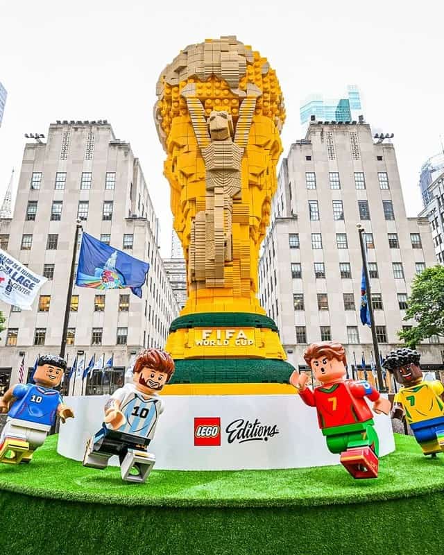 Нью-Йоркт ДАШТ-ий аварга цомын хамгийн том LEGO хувилбарыг дэлгэлээ 7 Нью-Йоркт хамгийн том LEGO ДАШТ-ий цомыг нээлээ
