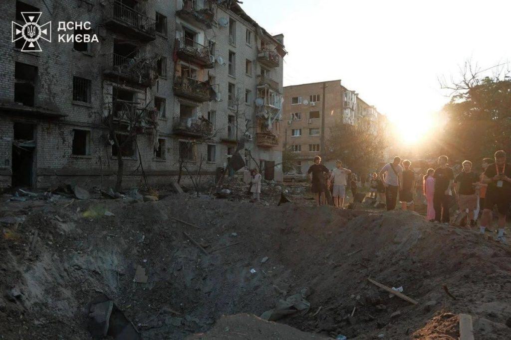 Киевийн дайралт: 11 хүн амь үрэгдэж, орон сууцны барилгууд нуржээ 7 Киевийн дайралт