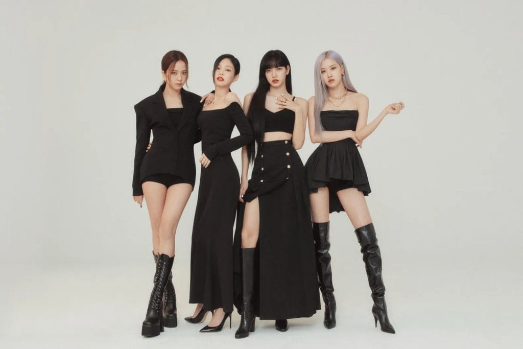 BLACKPINK хамтлаг 10 жилийн ойгоо тэмдэглэлээ: Ердөө 40 фэнтэй зохион байгуулсан уулзалт шүүмжлэл дагуулав 6 BLACKPINK 10 жилийн ойгоо тэмдэглэв: 40 фэнтэй уулзалт шүүмжлэл дагууллаа