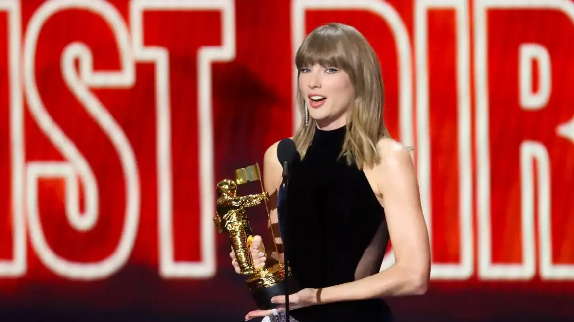 Тейлор Свифт MTV VMA