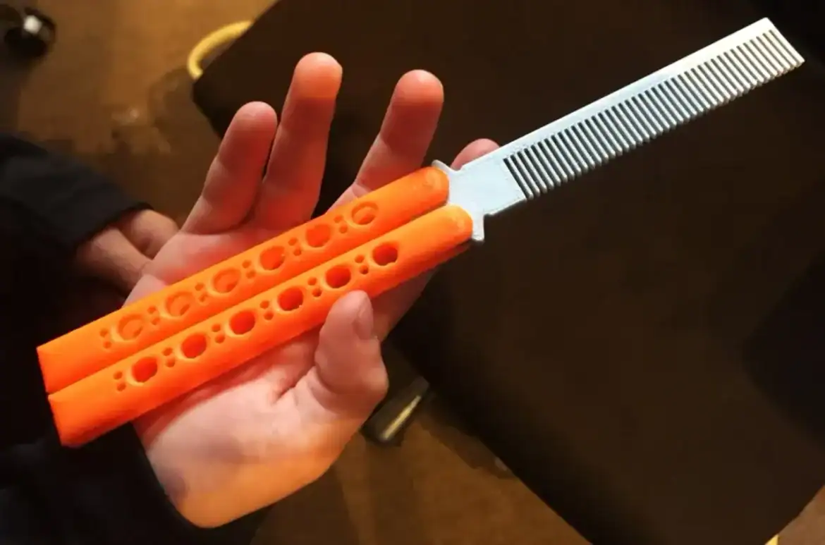 butterfly comb